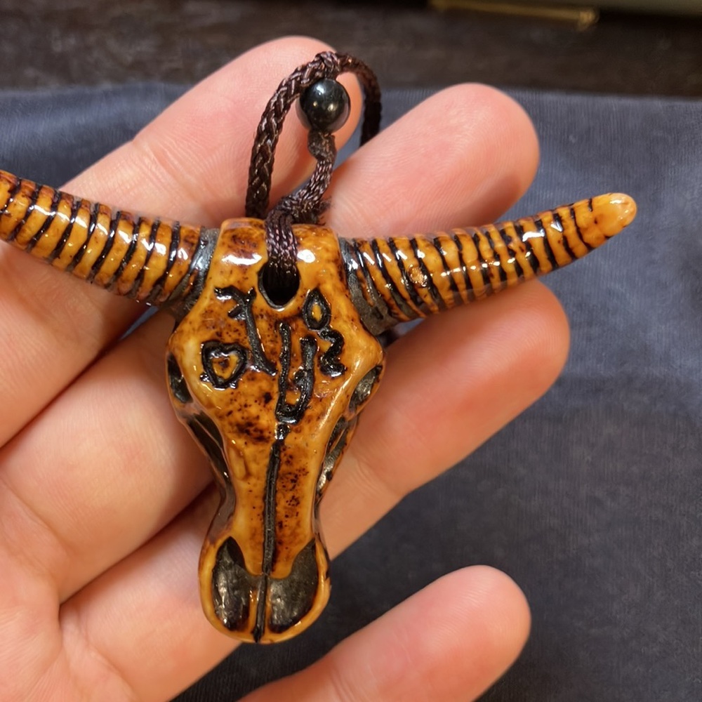 Jewelry - Picture 2 of 2